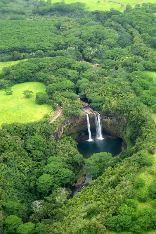 Kaua'i - Helicopter Tour: Wailua Falls