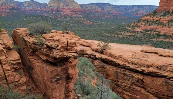 devil's bridge trail sedona arizona