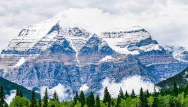 which mountain is the highest peak in the canadian rockies